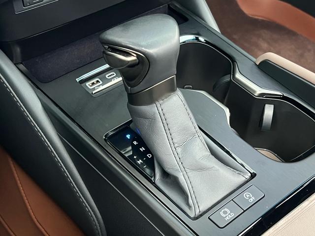 Lexus ES 2022 200 Excellence