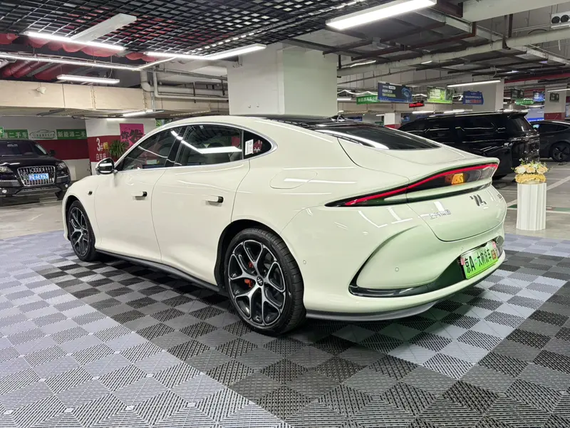 Zhiji L6 2025 Ultra 100kWh