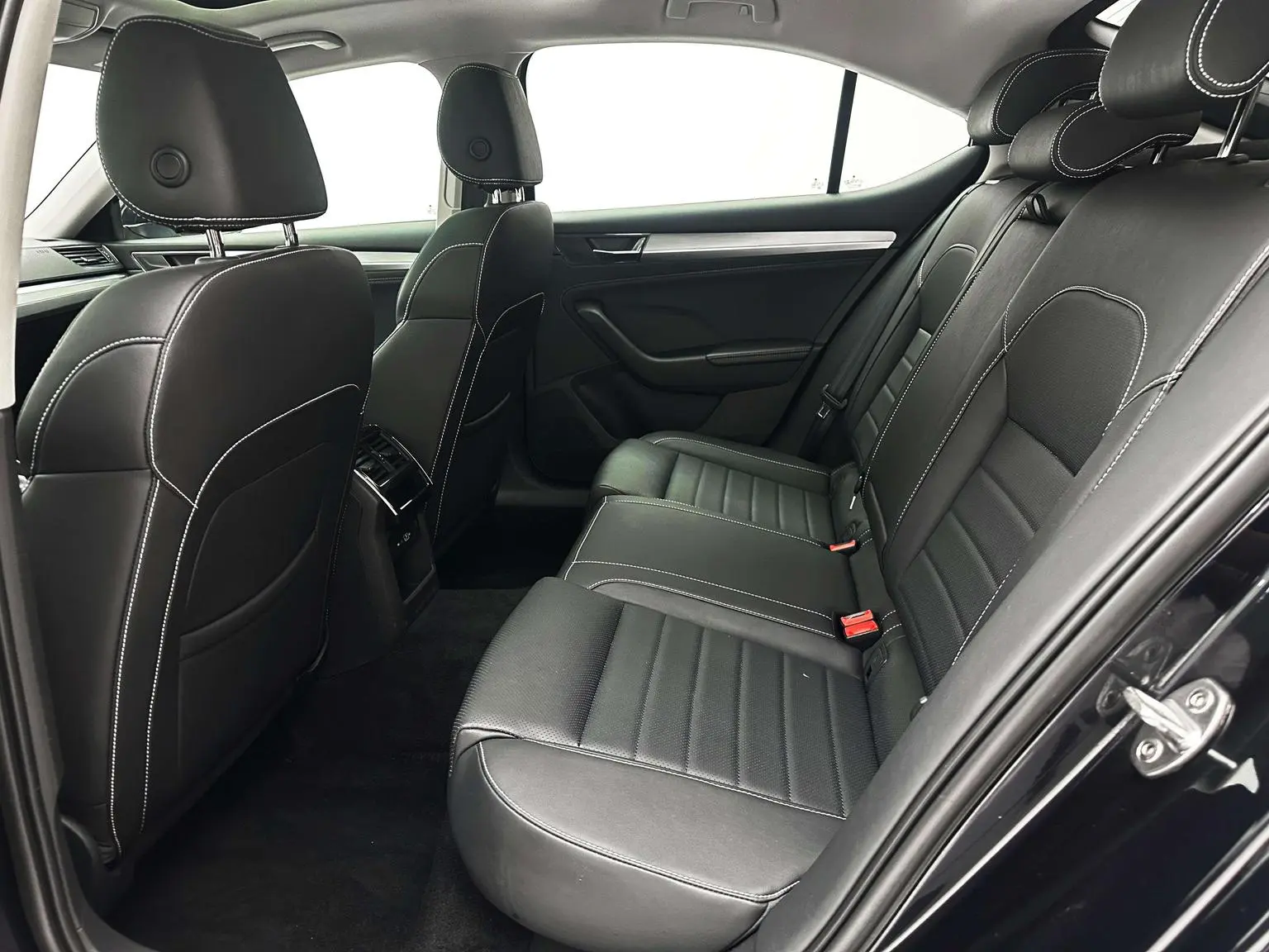 Skoda Superb 2023 Facelift TSI280 DSG Premium Plus