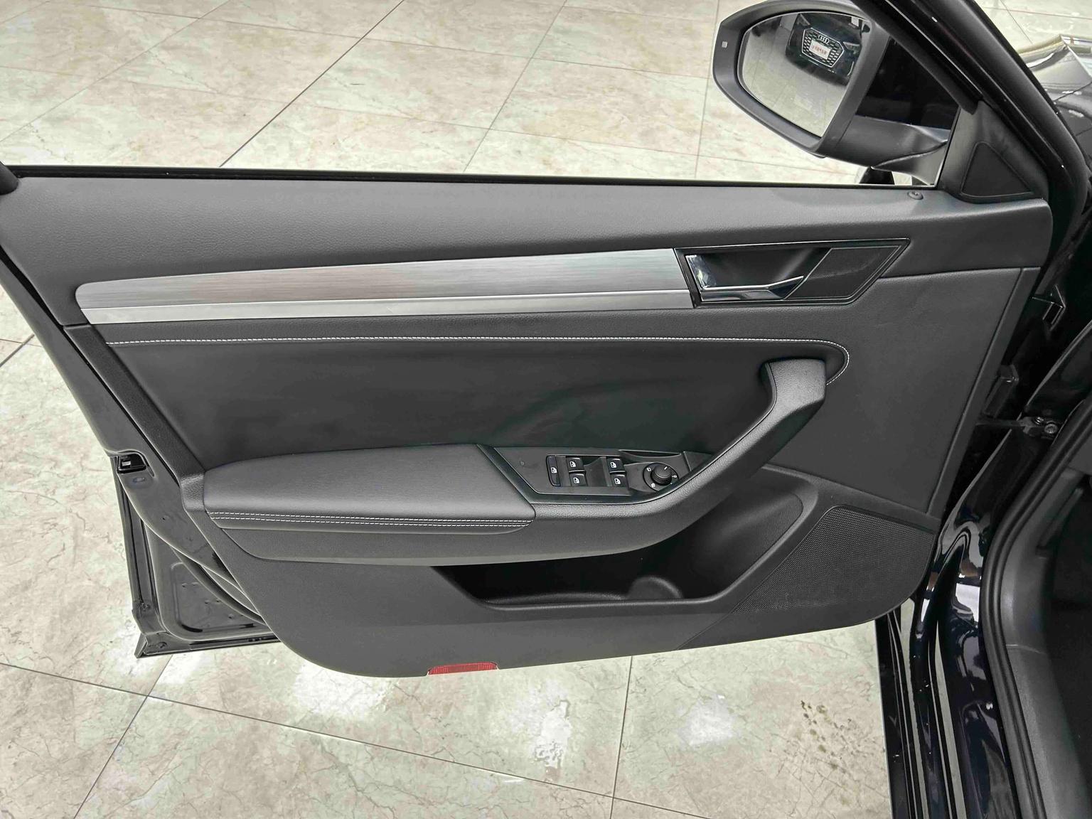 Skoda Superb 2025 TSI280 DSG Premium Plus