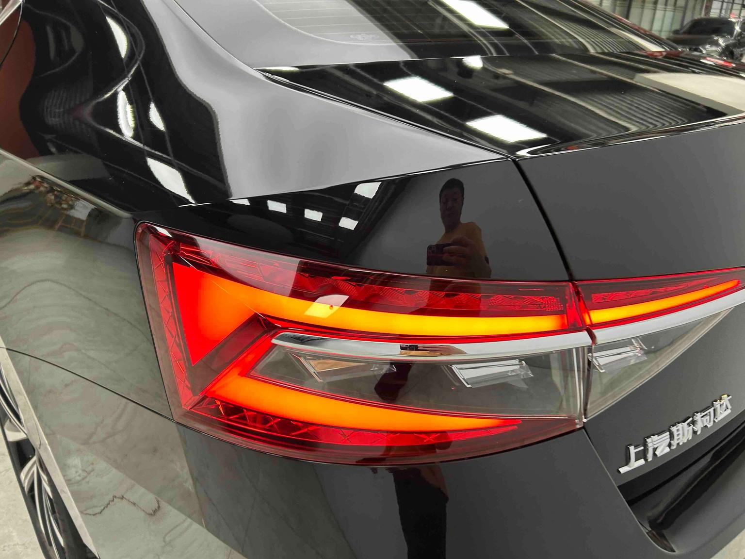 Skoda Superb 2025 TSI280 DSG Premium Plus