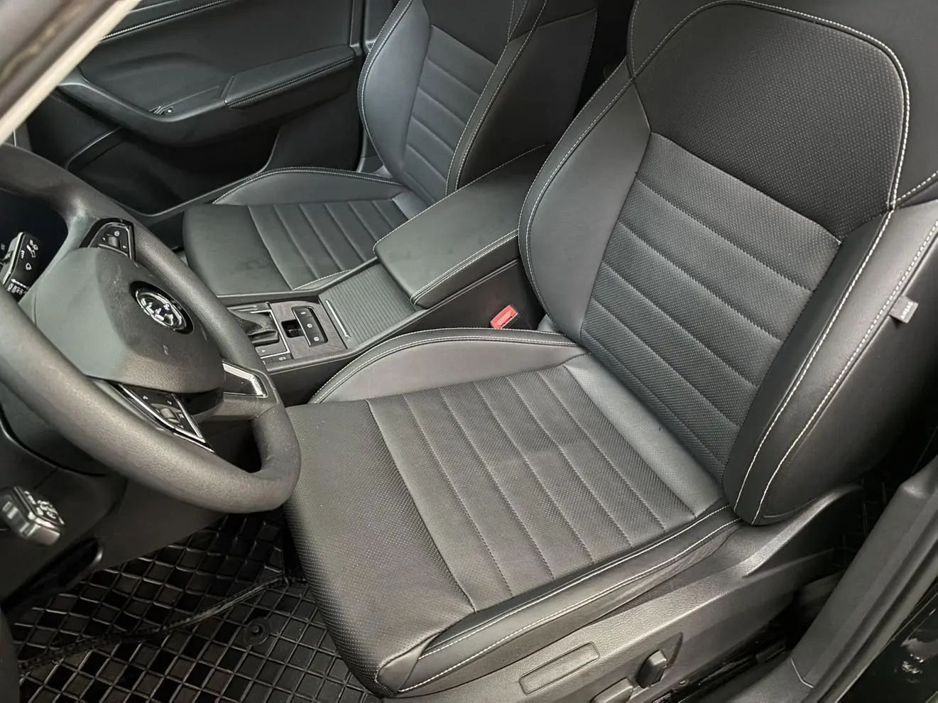 Skoda Superb 2023 TSI280 DSG Premium Plus