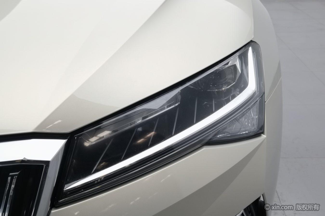Skoda Superb 2021 TSI330 DSG Comfort