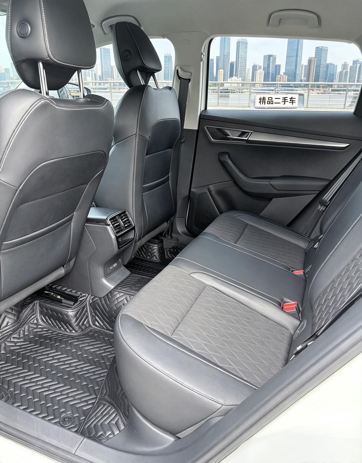 Skoda 2021 TSI280 Tech
