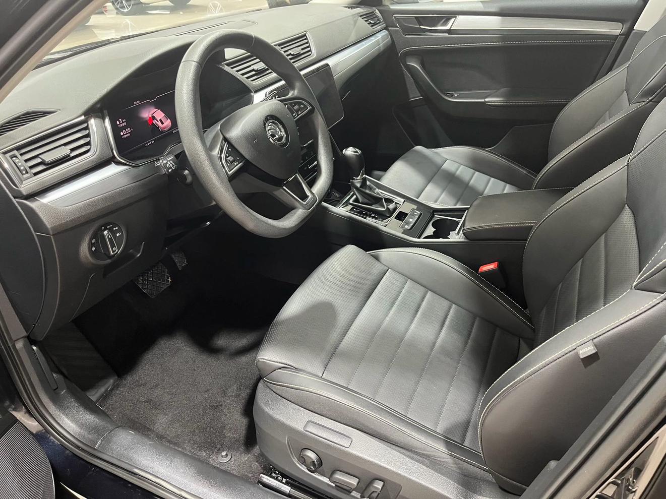 Skoda Superb 2023 TSI280 DSG Premium Plus