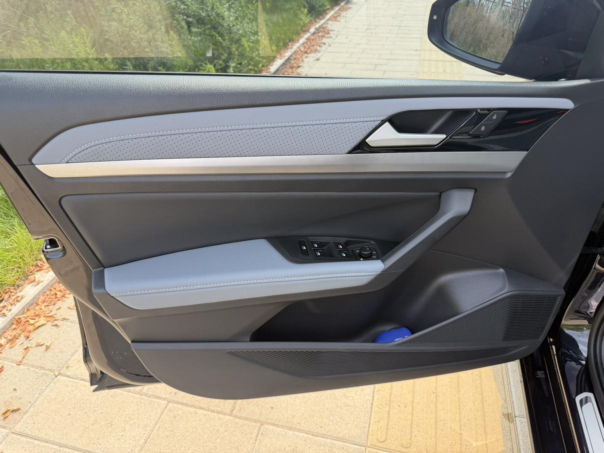 Volkswagen Lavida 2023 Facelift 1.5L Auto Star 5