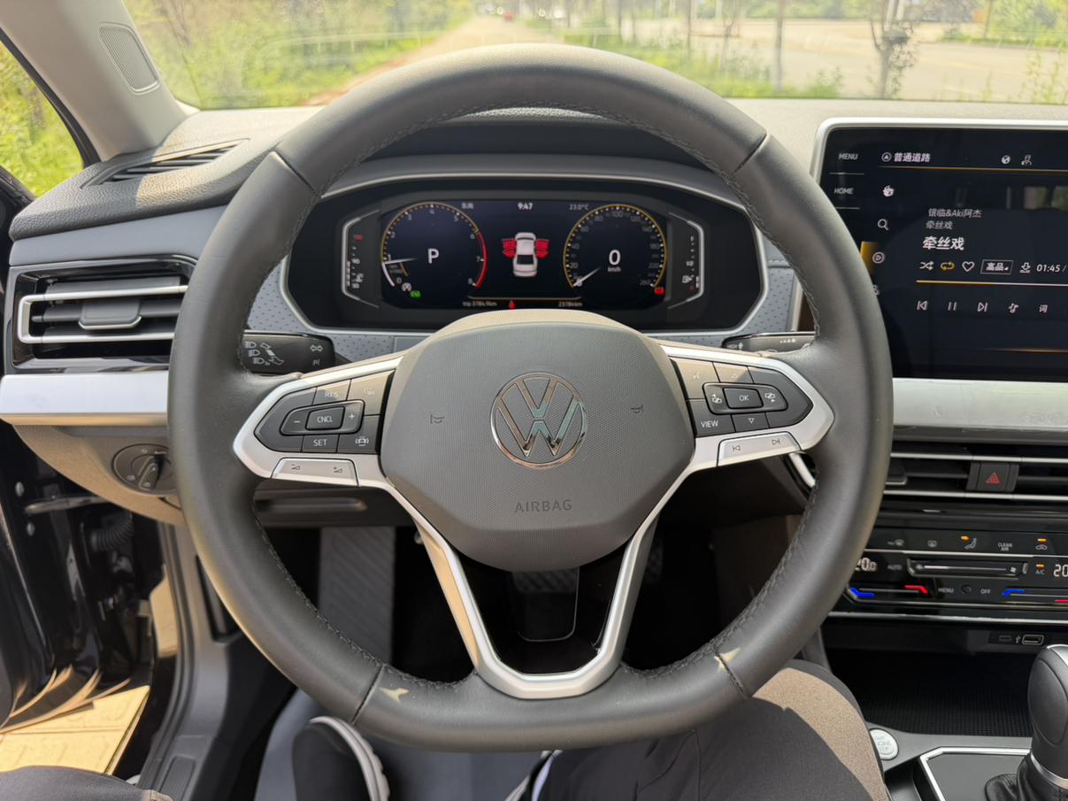 Volkswagen Lavida 2023 Facelift 1.5L Auto Star 5