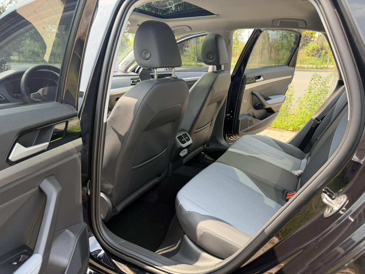 Volkswagen Lavida 2023 Facelift 1.5L Auto Star 5