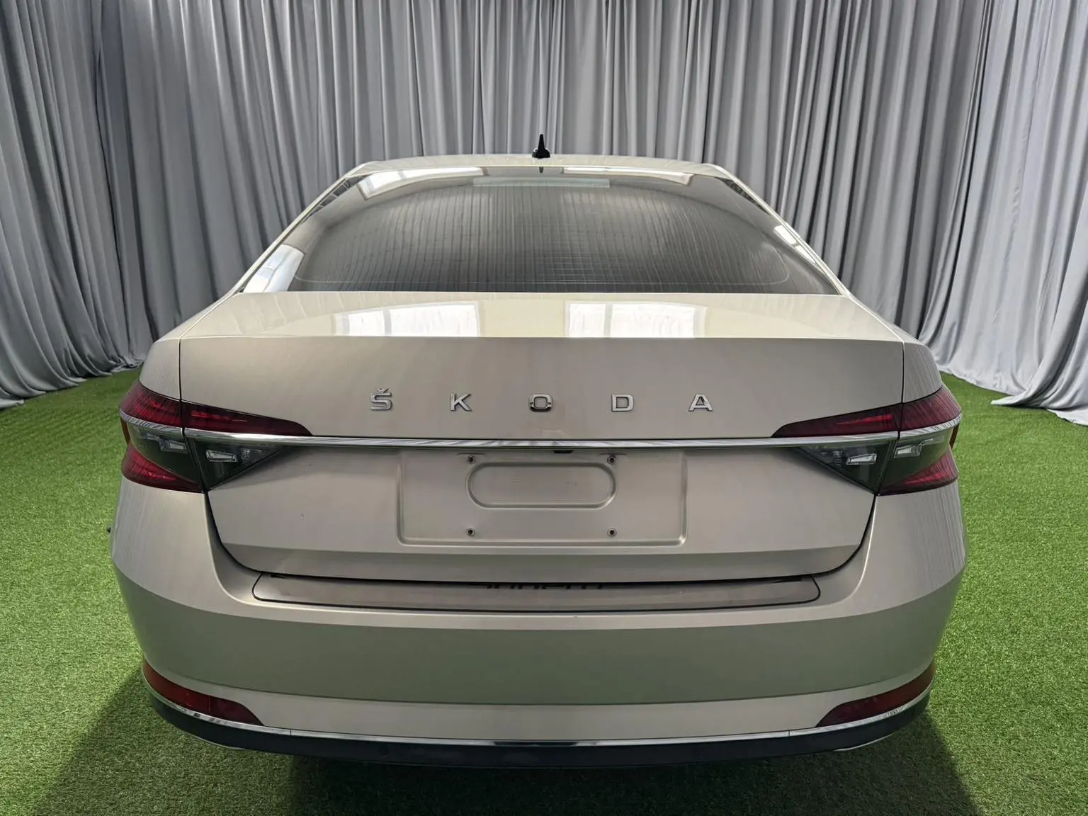 Skoda Superb 2022 TSI280 DSG Premium Plus