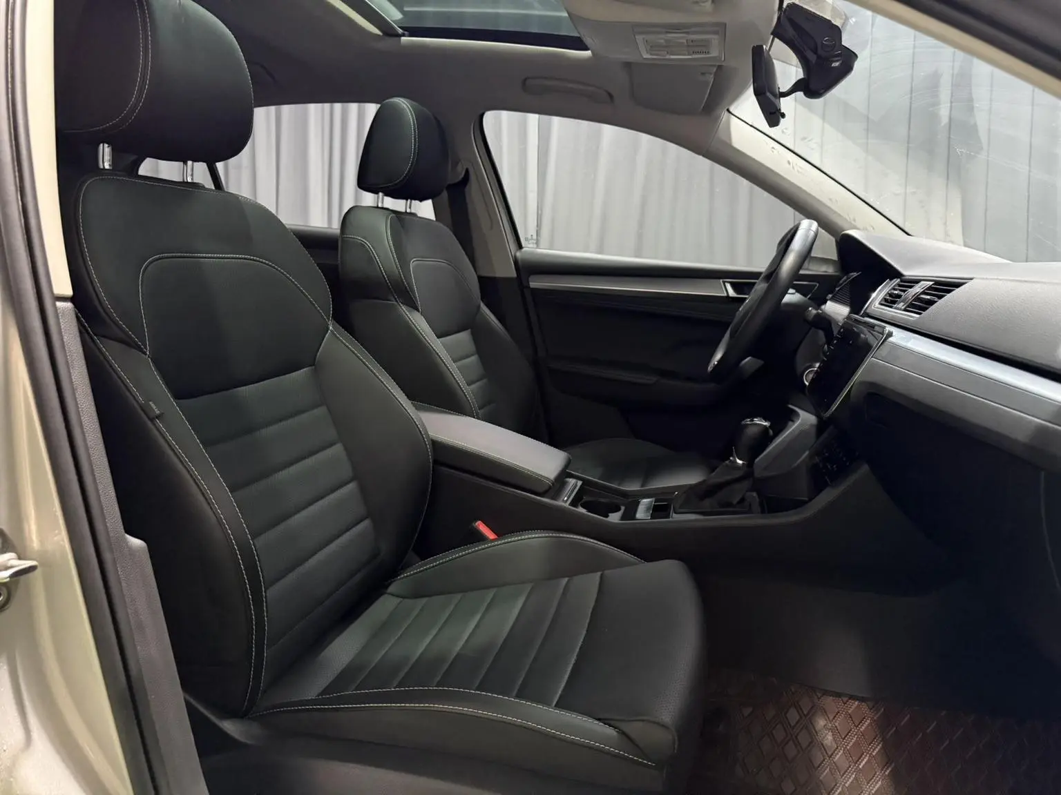 Skoda Superb 2022 TSI280 DSG Premium Plus