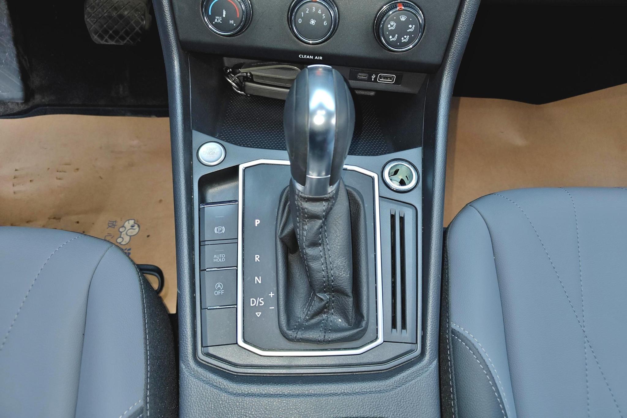 Volkswagen Lavida 2024 1.5L Auto Star 5
