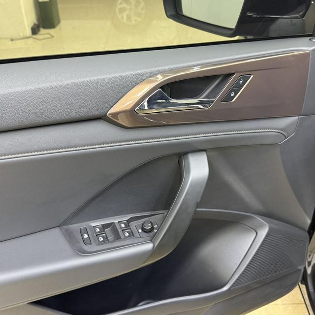 Volkswagen Tharu 2022 280TSI 2WD Luxury