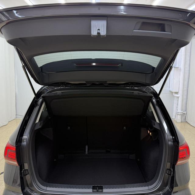 Volkswagen Tharu 2022 280TSI 2WD Luxury