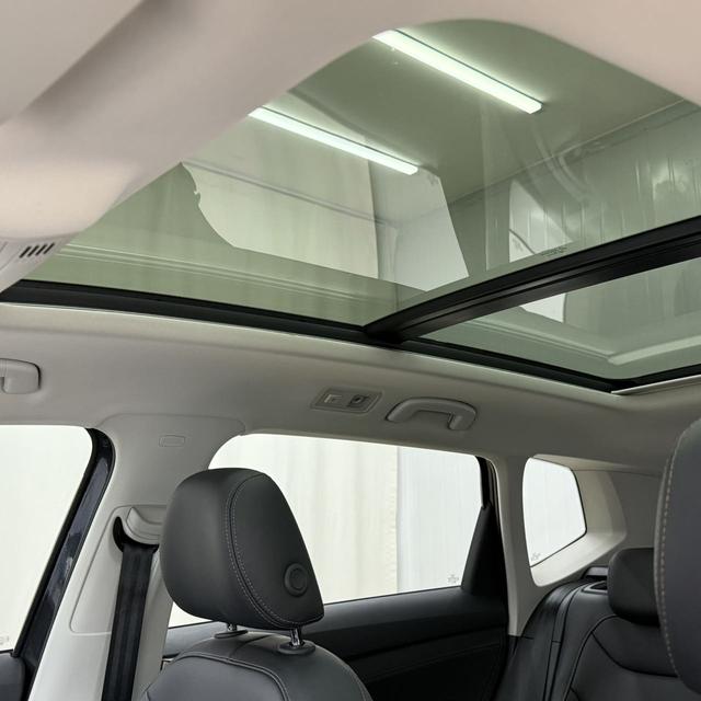 Volkswagen Tharu 2022 280TSI 2WD Luxury