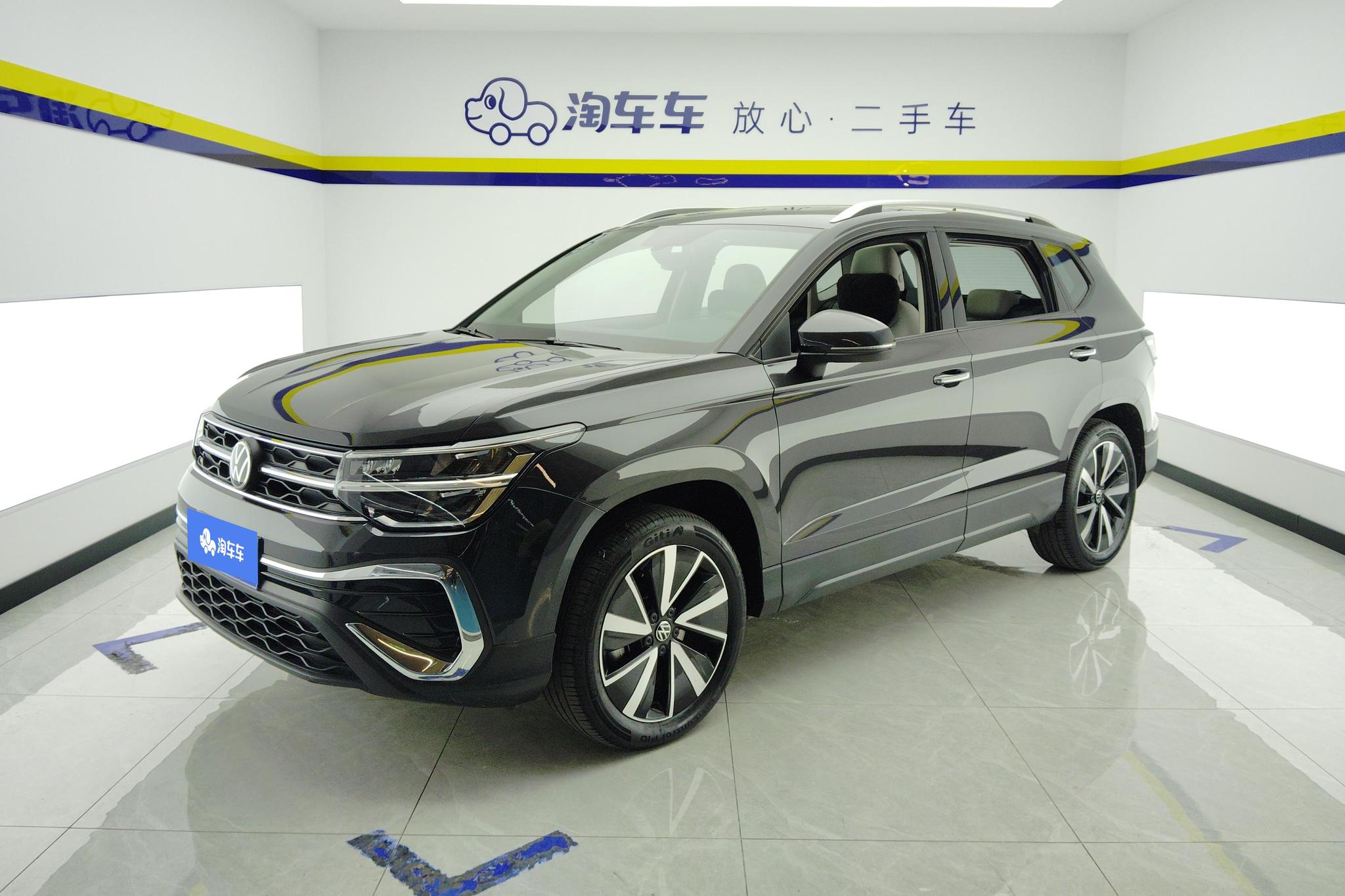 Volkswagen Tharu 2025 300TSI 2WD