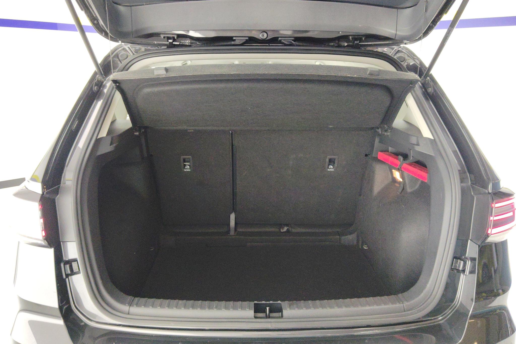 Volkswagen Tharu 2025 300TSI 2WD