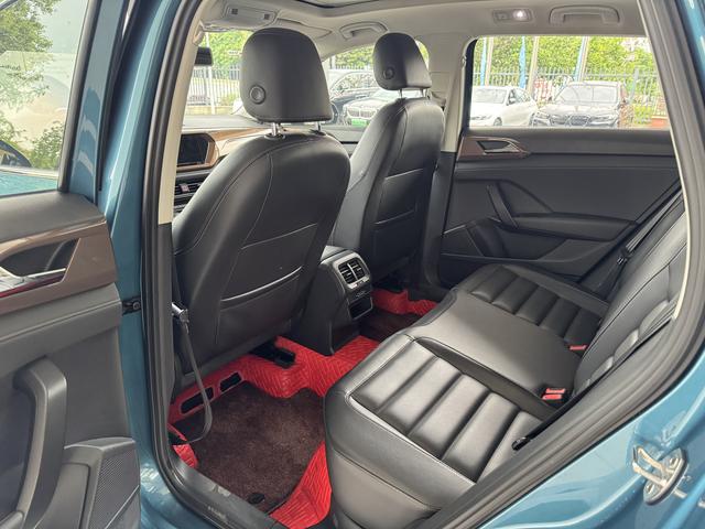 Volkswagen Tharu 2020 280TSI 2WD Luxury PLUS China VI