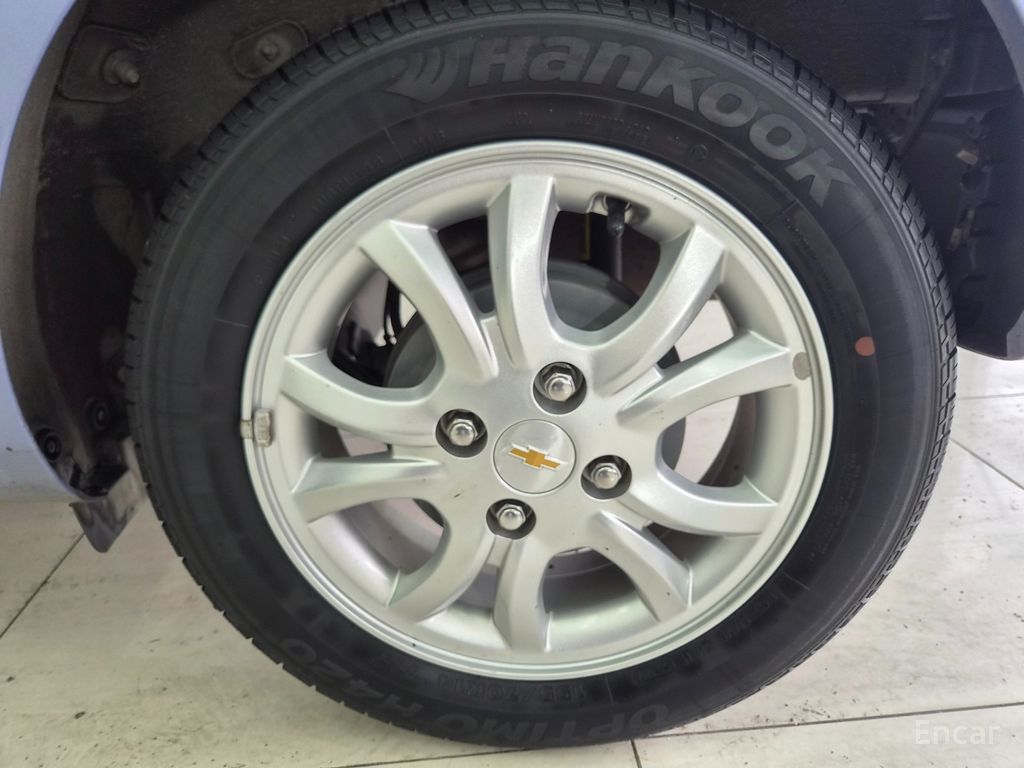 Chevrolet (GM Daewoo) Spark LT 2015