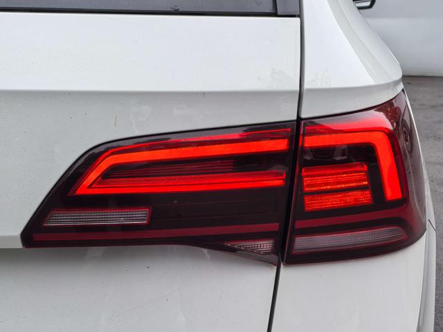 Volkswagen Tharu 2019 280TSI 2WD Luxury China VI