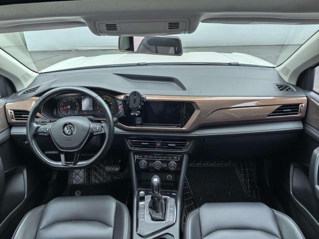 Volkswagen Tharu 2019 280TSI 2WD Luxury China VI