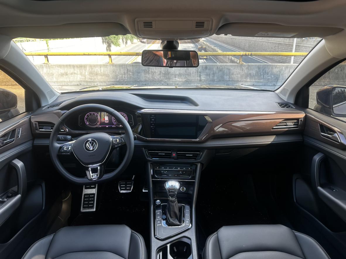 Volkswagen Tharu 2022 280TSI 2WD Luxury