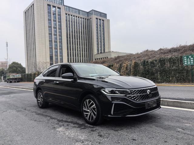 Volkswagen Lavida 2024 300TSI DSG Manyyi