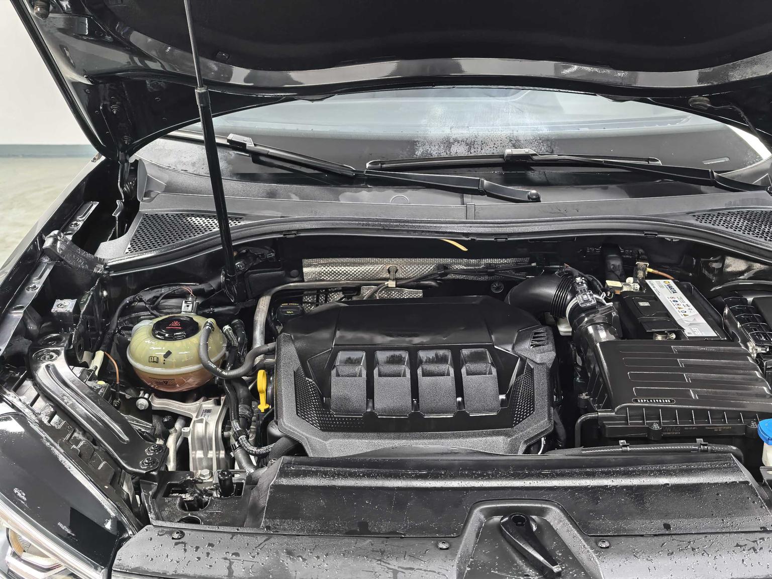 Volkswagen Tayron 2021 330TSI 2WD Luxury Connected