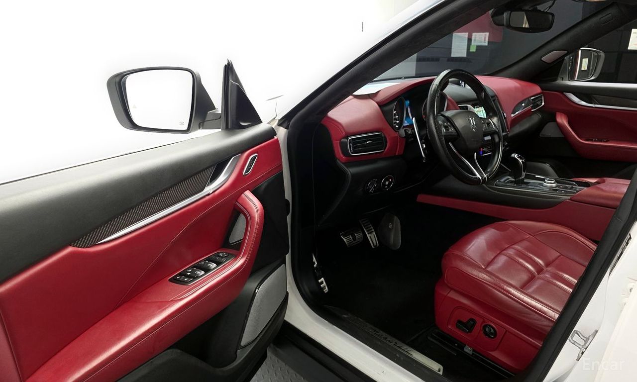 Maserati Levante 3.0 S AWD Sport 2017