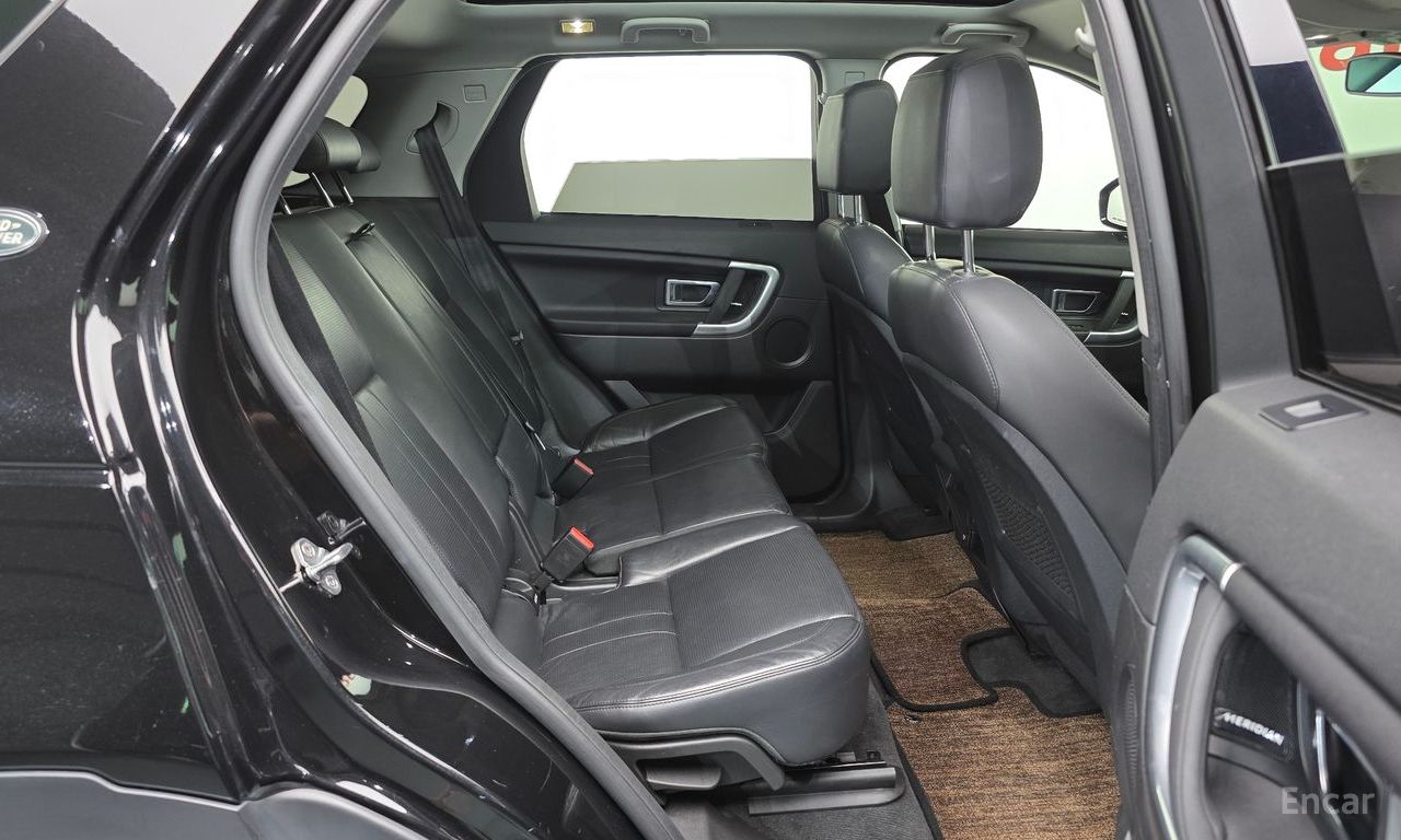 Land Rover Discovery Sports 2.0 TD4 SE (150 horsepower) 2019