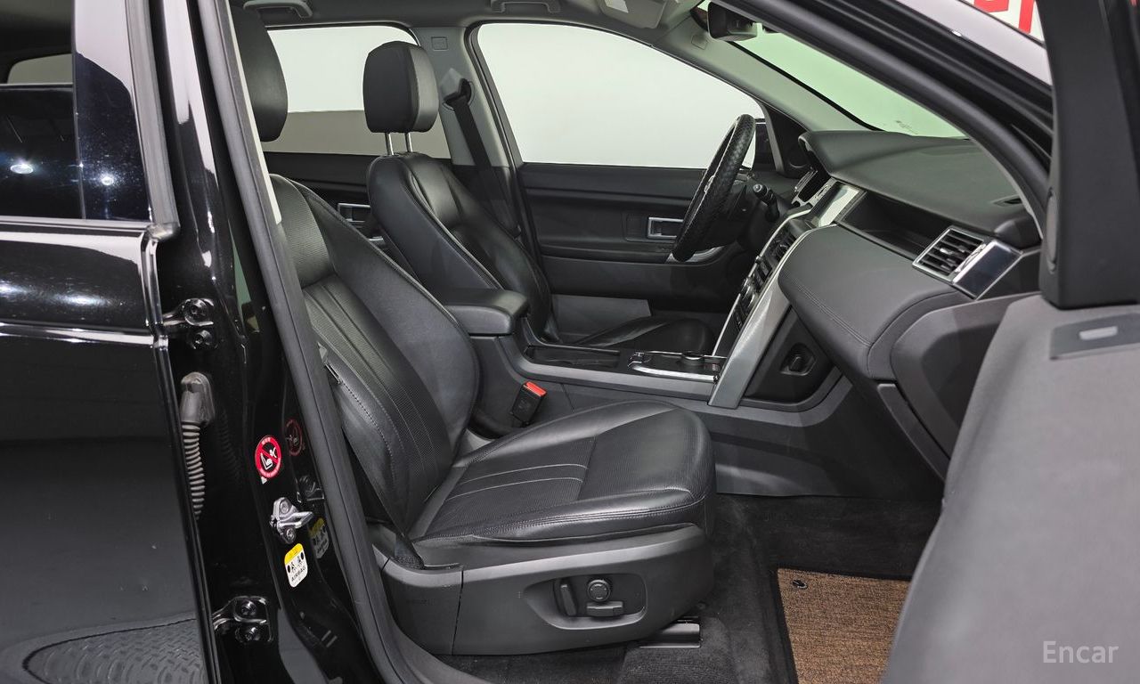 Land Rover Discovery Sports 2.0 TD4 SE (150 horsepower) 2019