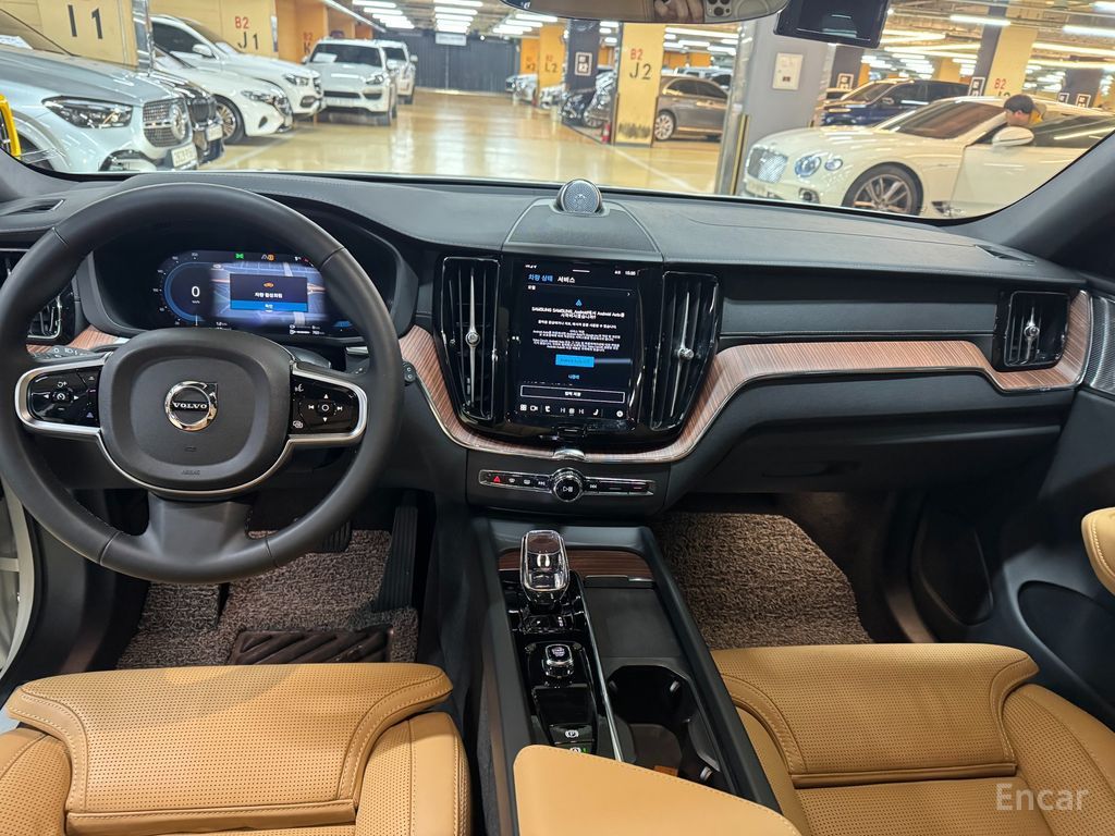 Volvo XC60 2nd generation T8 Ultra Bright 2025