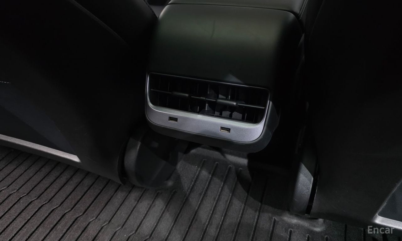 Tesla Model 3 Standard Range Plus RWD 2020