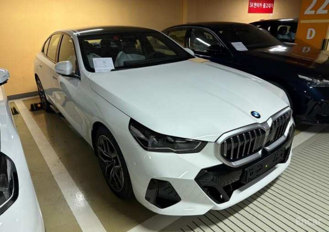 BMW 5 Series (G60) 520i M Sports 2026