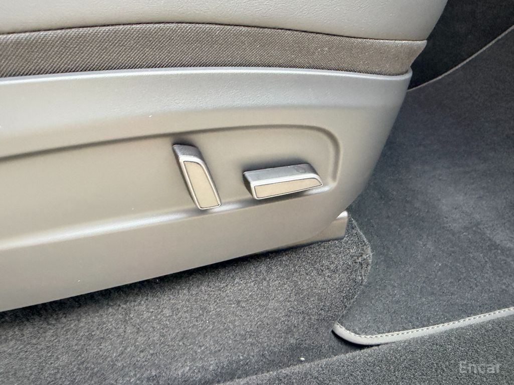 Tesla Model Y Premium RWD 2026