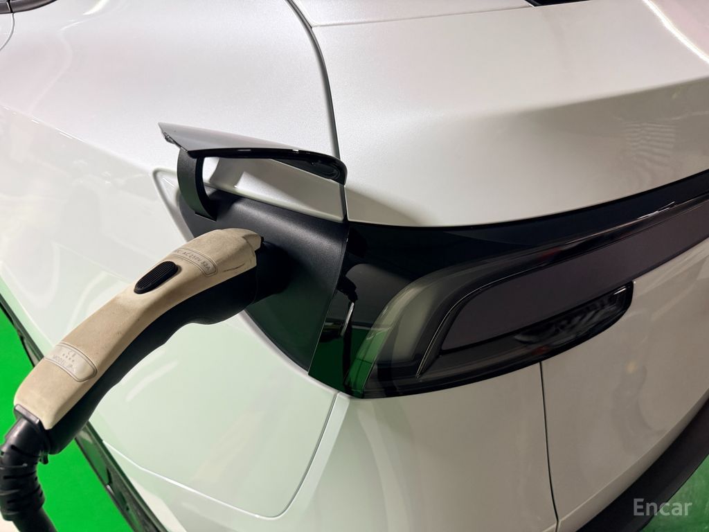 Tesla Model Y Premium RWD 2026