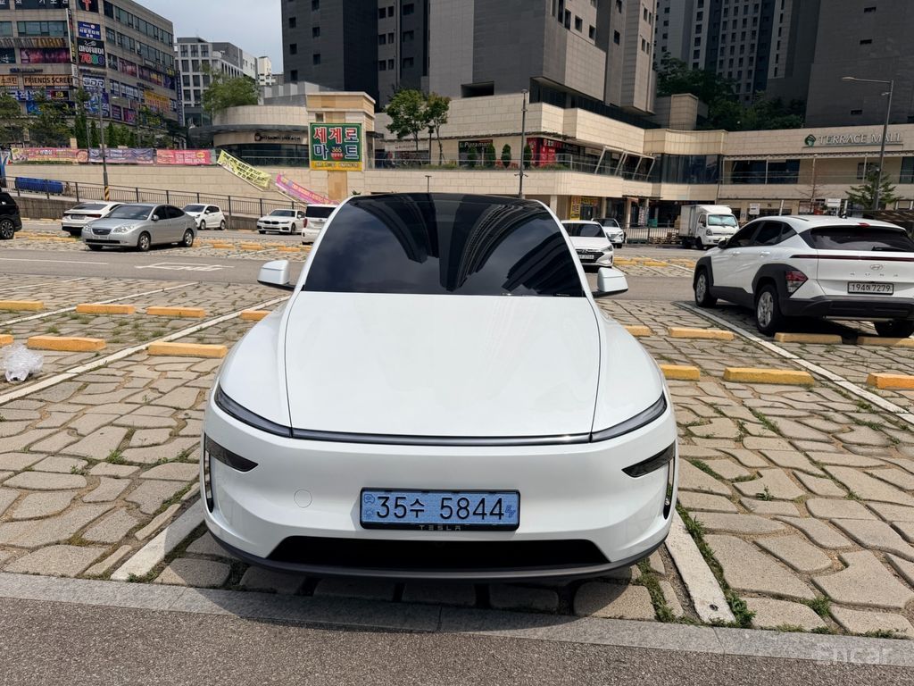 Tesla Model Y Premium RWD 2026