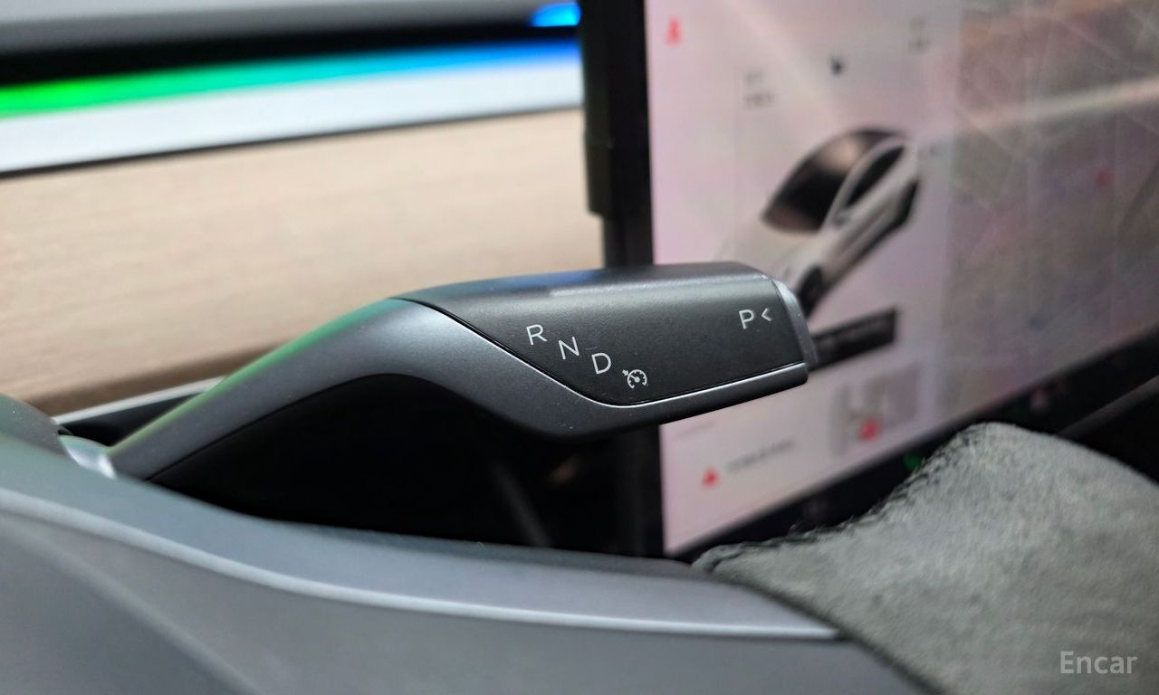 Tesla Model 3 Standard Range Plus RWD 2020