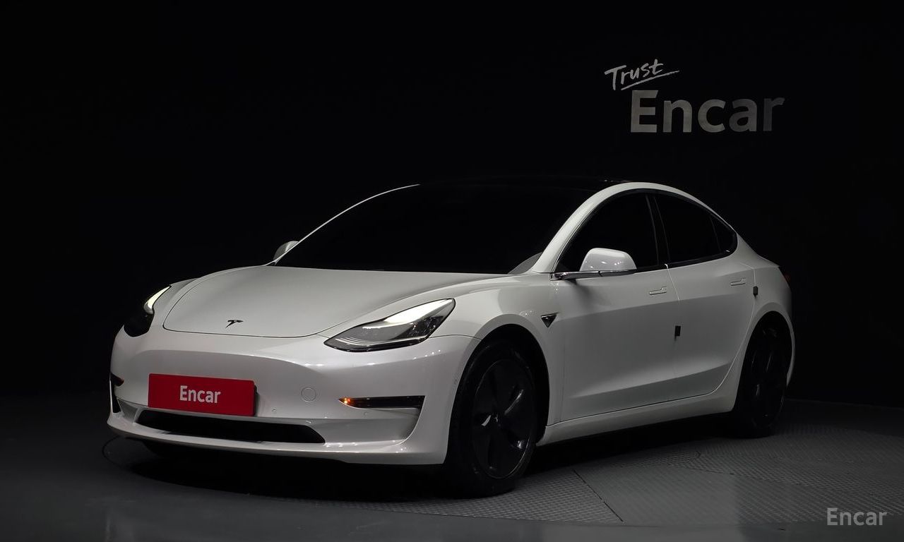 Tesla Model 3 Standard Range Plus RWD 2020