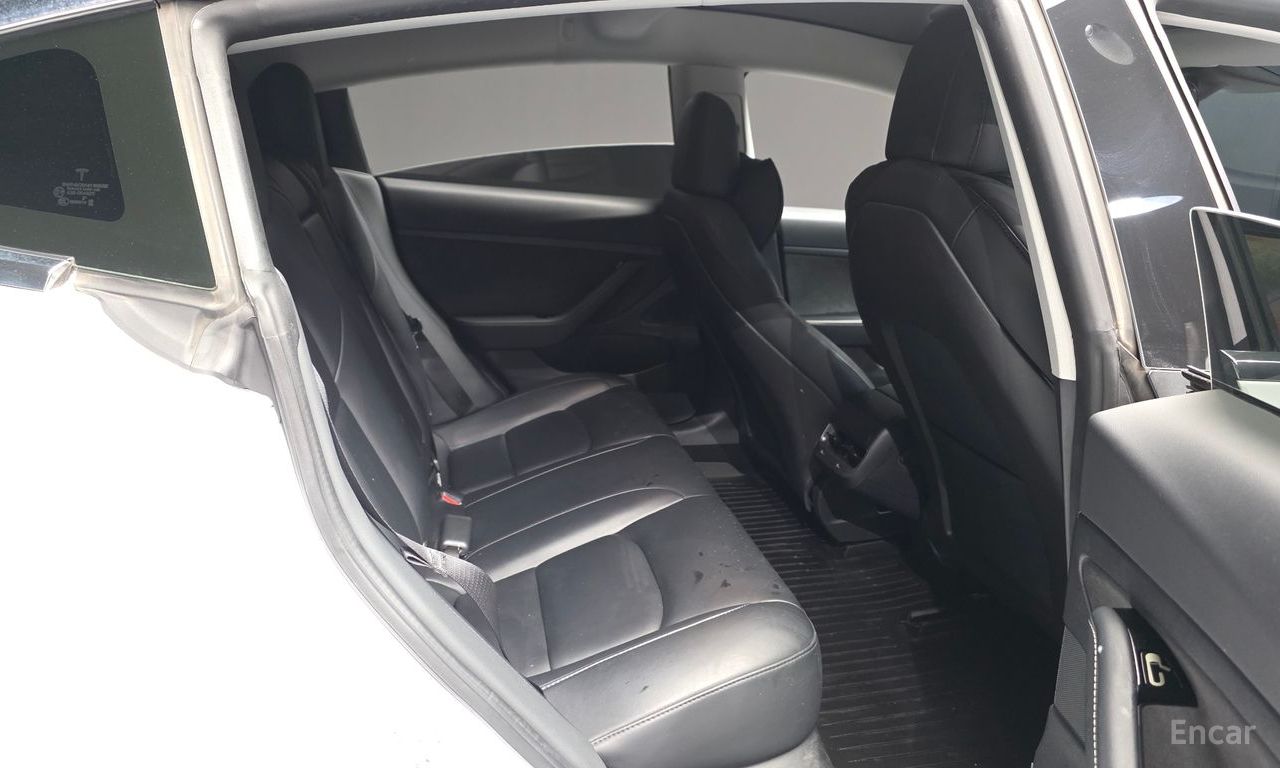 Tesla Model 3 Standard Range Plus RWD 2020