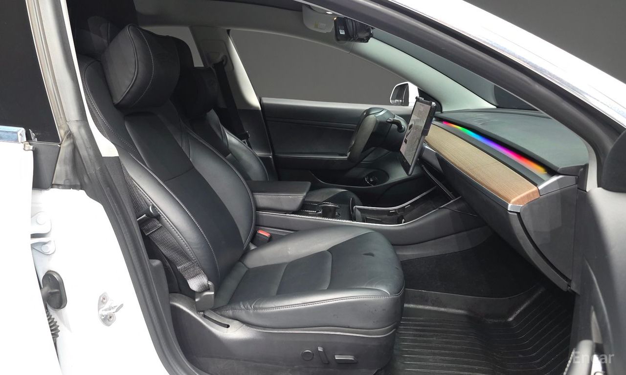 Tesla Model 3 Standard Range Plus RWD 2020