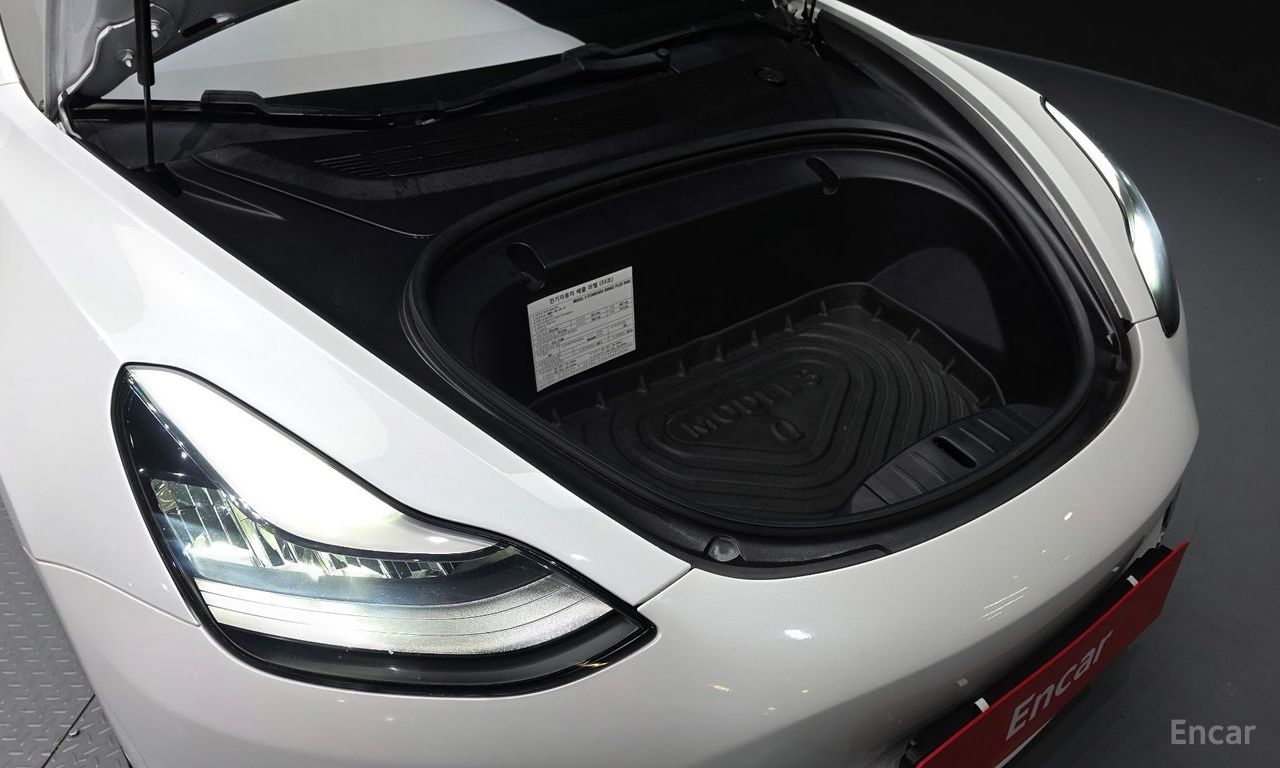 Tesla Model 3 Standard Range Plus RWD 2020