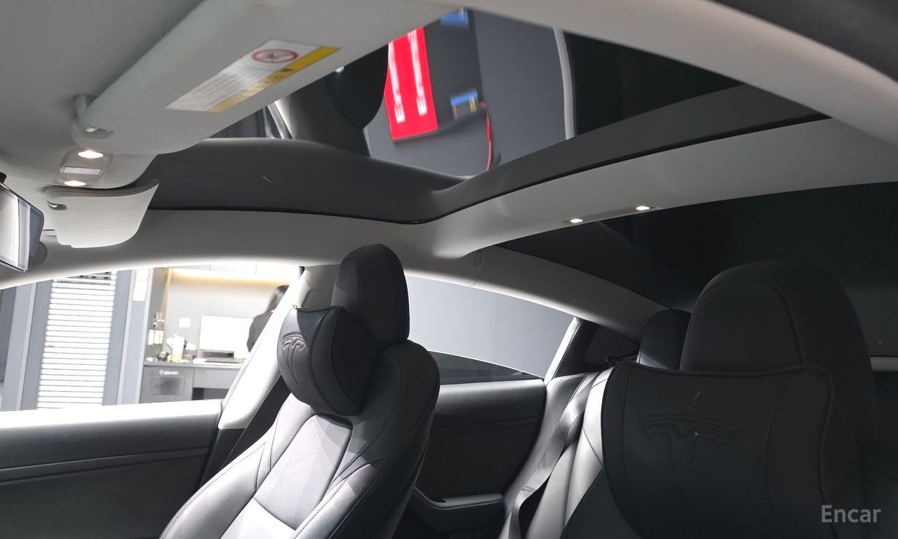 Tesla Model 3 Standard Range Plus RWD 2020