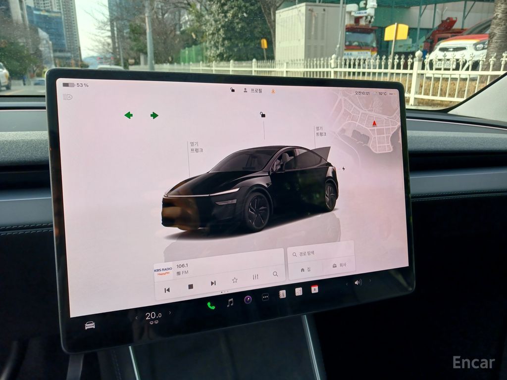 Tesla Model Y RWD 2025
