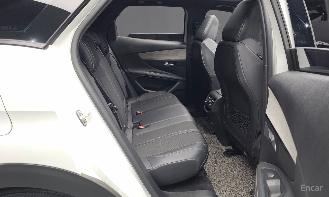Peugeot 3008 2nd generation 1.2 Pure Tech GT Pack 2022