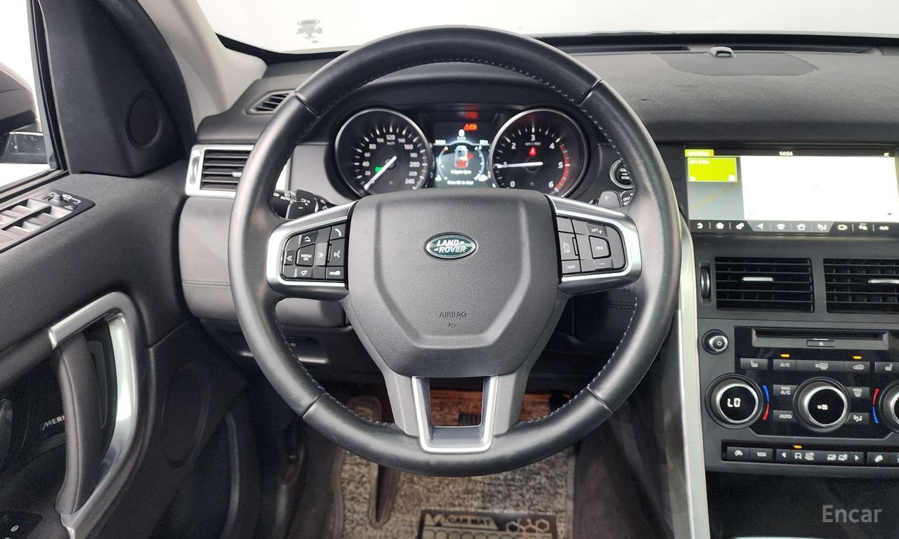 Land Rover Discovery Sports 2.0 TD4 SE (150 horsepower) 2017