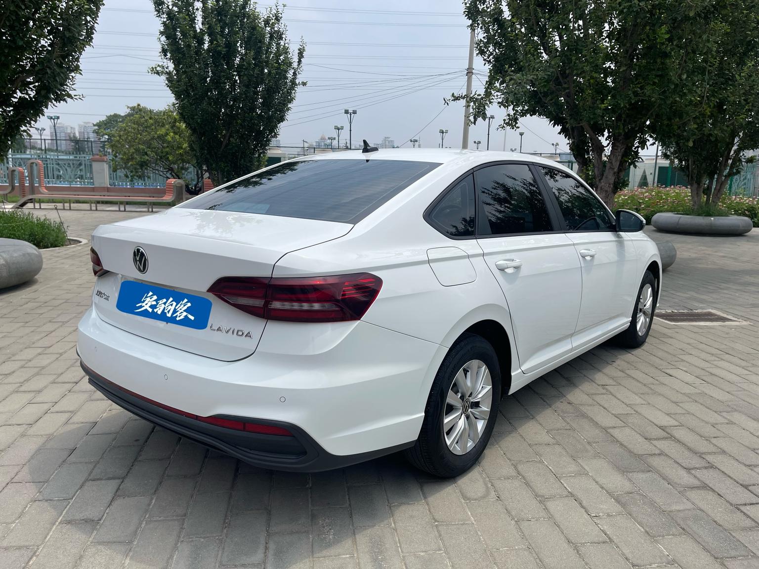 Lavida 2023 facelift 1.5L automatic Deyi version