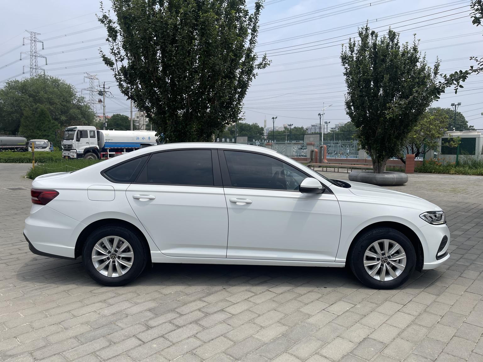 Lavida 2023 facelift 1.5L automatic Deyi version
