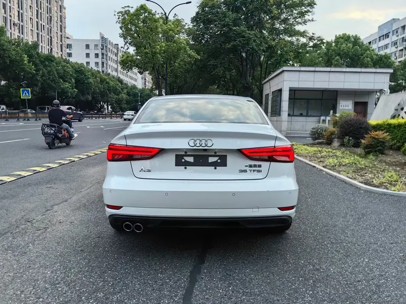 Audi A3 2017 Limousine 35 TFSI Enterprising