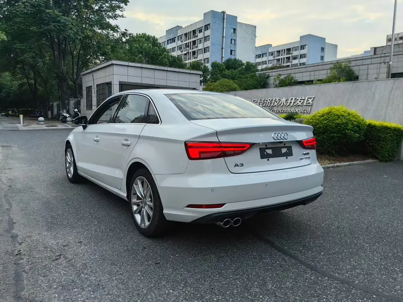 Audi A3 2017 Limousine 35 TFSI Enterprising