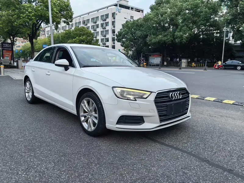 Audi A3 2017 Limousine 35 TFSI Enterprising